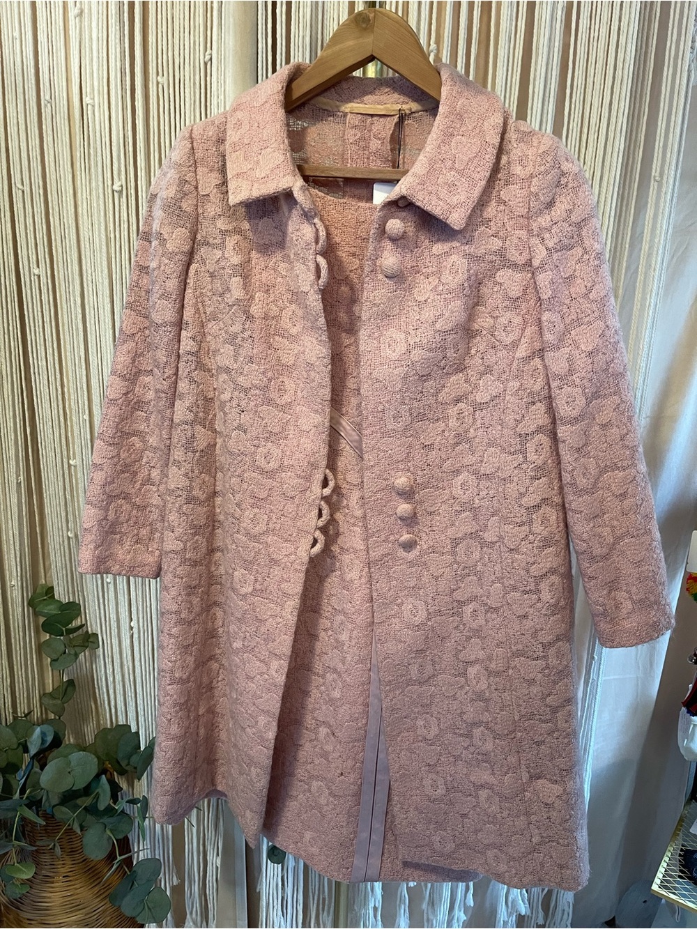 1950s/1960s vintage  light pink sleeveless dress and matching coat set